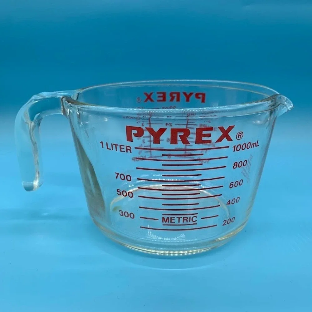 Vintage Glass PYREX CORNING 1 Quart, 4 Cup Measuring Cup RED PRINT‎ #532